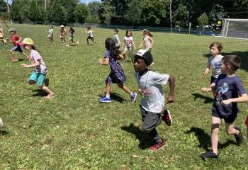 kids running