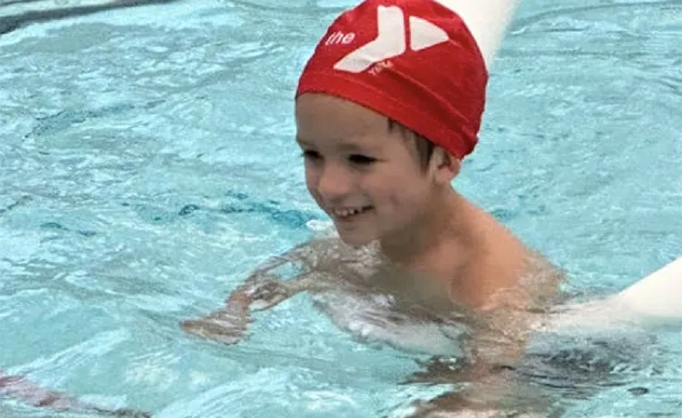 Summer program guide - swimmer